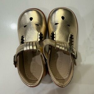 NWOT Felix & Flora toddler girl gold dress shoes